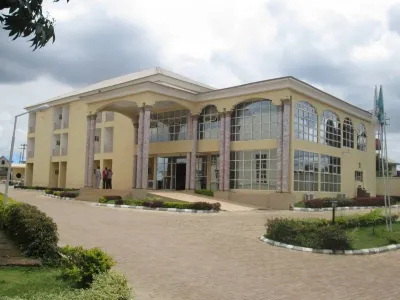 Elim Top Suites Hotels near Shagaya Estate