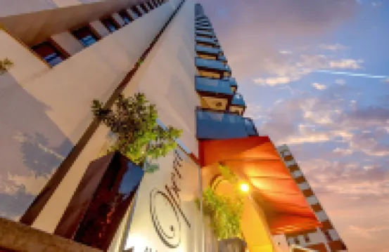 H4 Hotel Opera Jardins Hoteles en 