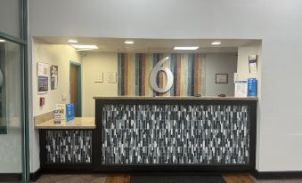 Studio 6 Savannah, GA - Gateway & I-95