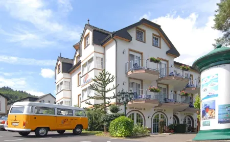 Moselromantik Hotel am Panoramabogen Отели в г. Кохем