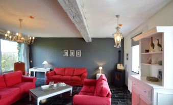 Bungalow in Gerin Near Floyon River