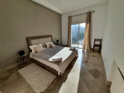 Majestic Malaga Apt de Luxe Entre Marsa Carthage