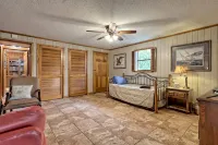 T Landing Top & Bottom Units Hotels in Rabun County