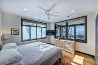 Landover Lodge by Avantstay Waterfront + Dock