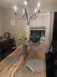 3-bedroom duplex yellow house downtown  Des Moines with AC, WiFi