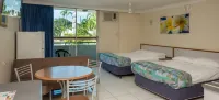 Cairns Holiday Lodge - Bjergudsigt