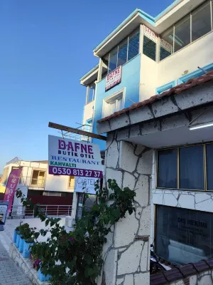 Dafne Pansiyon Hotels in Karaburun