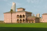 Royal Saray Resort Hotel in zona Al Seef Mosque