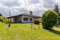 Panorama Villa Nestled Among the Vineyards Langhe Hotels in Neive