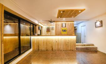 FabHotel The Golden Orchid