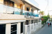 Villa Gumio - Your Comfort in Boca Chica Beach Apts by Redawning Hoteles en Distrito Municipal La Caleta