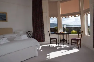 One Marine Place Hotels in 