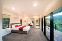 Seclude Rainforest Retreat Hotels in Proserpine
