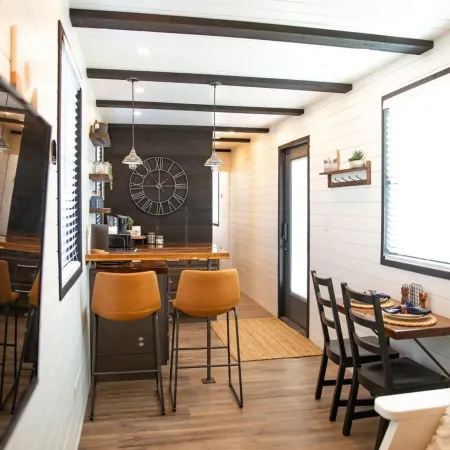 New Moonlight Ridge-Shipping Container Home