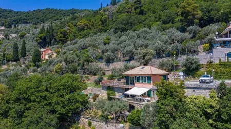 Villa with Pool in Recco Cinque Terr
