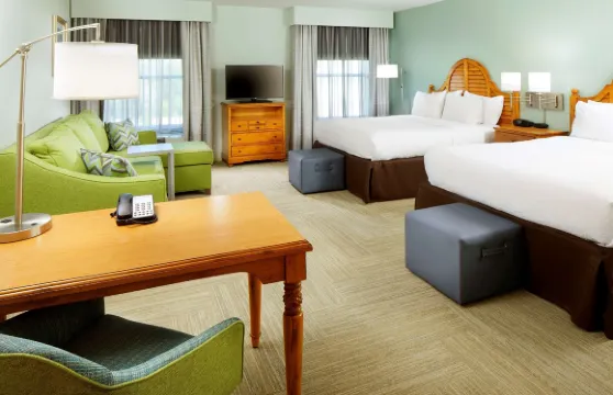 薩凡納/市中心歡朋酒店兼套房