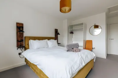 CH Apt 9 2Bed in Bath Hotels near Saltford Marina