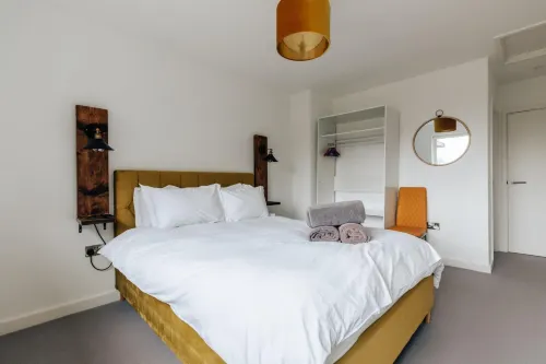 CH Apt 9 2Bed in Bath