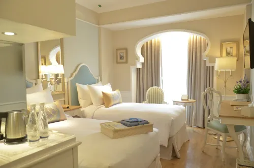 Noor Hotel