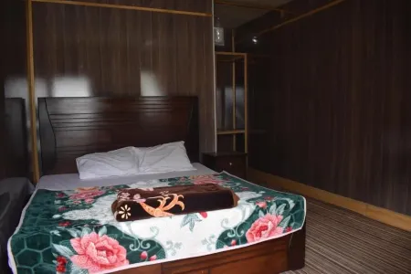 Tourist World Hotel Gilgit Отели рядом с Аэропорт Гилгит