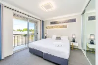 Swan Valley Serviced Apartments Hotels in Caversham