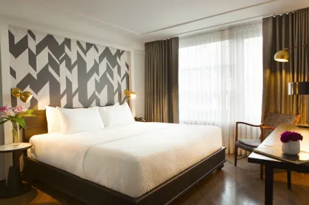 The Tillary Hotel Brooklyn Отели рядом с достопримечательностью «St Augustine's Episcopal Church»