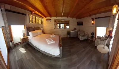 Sandy Toes Accommodation Hotels in Par