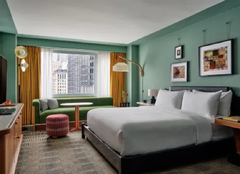 Romer Hell's Kitchen Hotels near Gershwin Theater