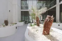 Modern Apt in Heart of the City Hotels in Turner