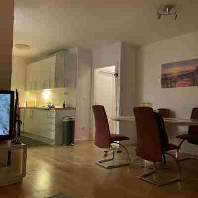 Large Modern 75m2 Flat and Free Parking Others