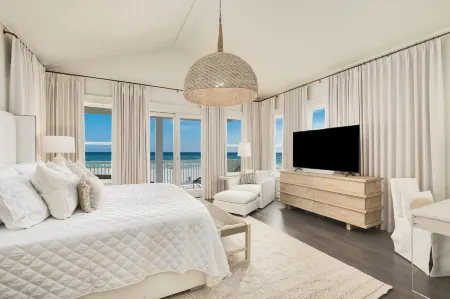 Shellstone Cottage - Beach Front Seacrest Home with Private Pool and 5 Bedrooms Home