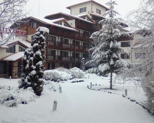 1 Bed - Sleeps 4 - Pets - Pool - Mtn Views Hotels in Banya