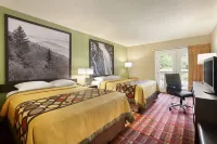 Super 8 by Wyndham Cherokee - Parvekkeita