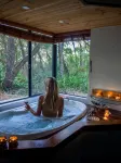 William Bay Cottages - Hot Tub