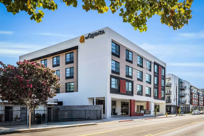 La Quinta Inn & Suites by Wyndham San Jose Silicon Valley