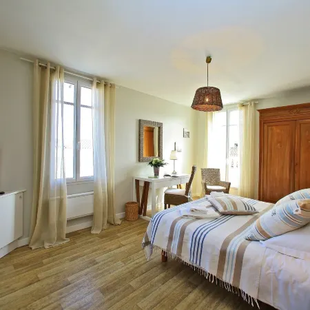 Logis Hôtel la Chaize