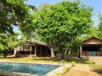Hide Yala Hotels in Kirinda