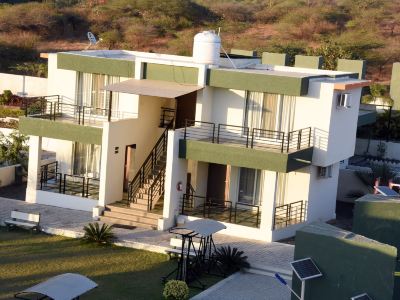 Gir Athiz Resort with Swimming Pool