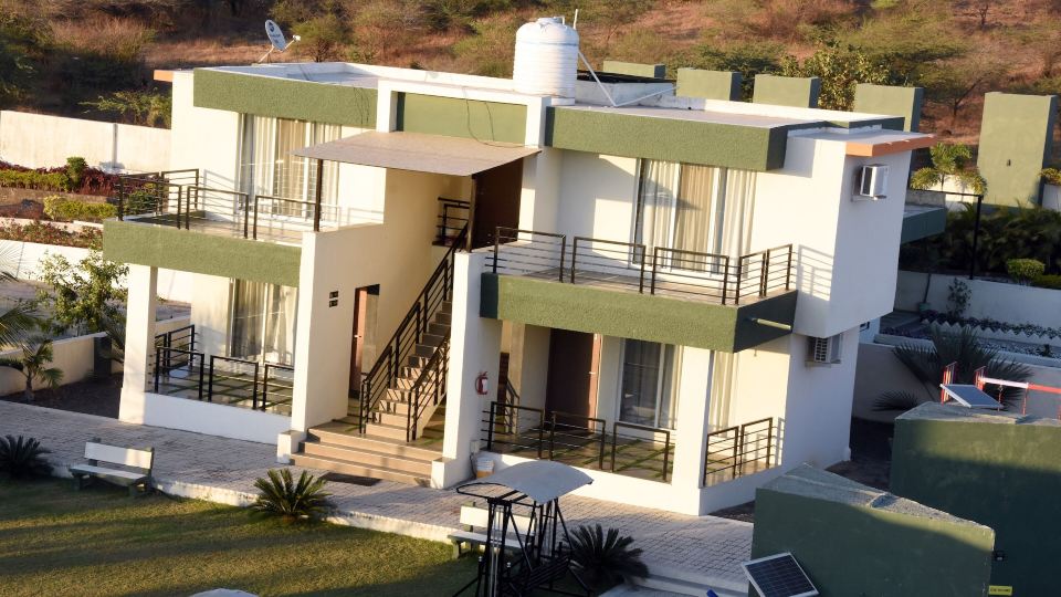 Gir Athiz Resort with Swimming Pool