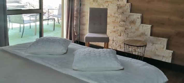 Lapausedegout Hoteles en Lot