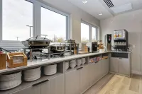 Microtel Inn & Suites by Wyndham Kanata Ottawa West - breakfast