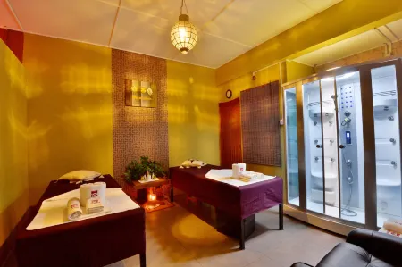 Asiana Hotel Отели рядом с достопримечательностью «Waikiki Condominium»