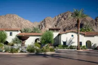Spectacular Mountain Views and Resort Amenities - Charming Oasis Hotels in der Nähe von palm desert relators- remax - jim and joanne vance