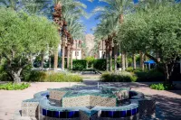 Spectacular Mountain Views and Resort Amenities - Charming Oasis