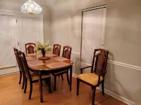 Clean Comfy Cottage - Near Downtown High Point Furniture Market, Hospitals & Hpu Hotels in High Point