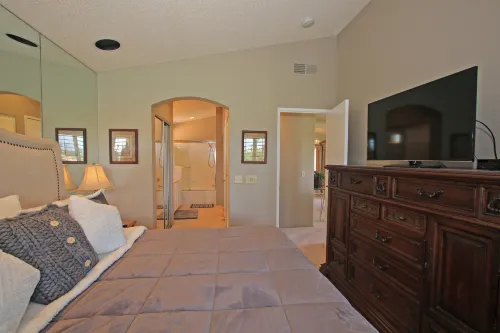 VV667 - Valley Escape