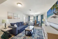 Lagoon Heated Pool and Stunning Bay Views - Charming Beach Condo Hotels in Port Aransas