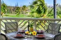 Infinity Pool and Golf Course Access - Beautiful Hawaiian Retreat