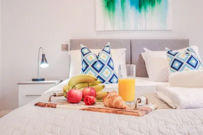 Stunning Studio - Sleeps 4 Hotels near Our Lady of the Rosary Catholic Church Staines