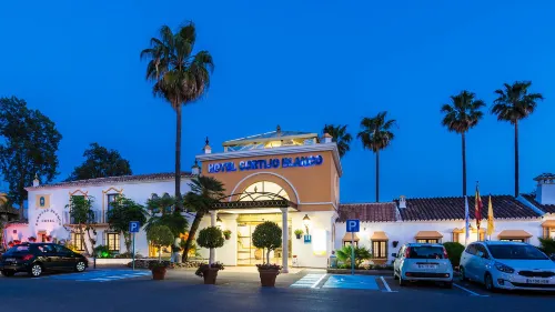 Globales Cortijo Blanco Hotels in San Pedro de Alcantara
